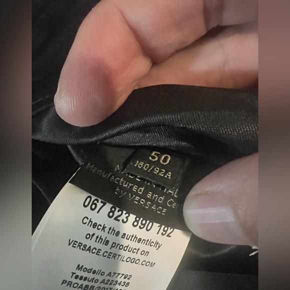 Versace silk jacket size 50 - Picture 2 of 4
